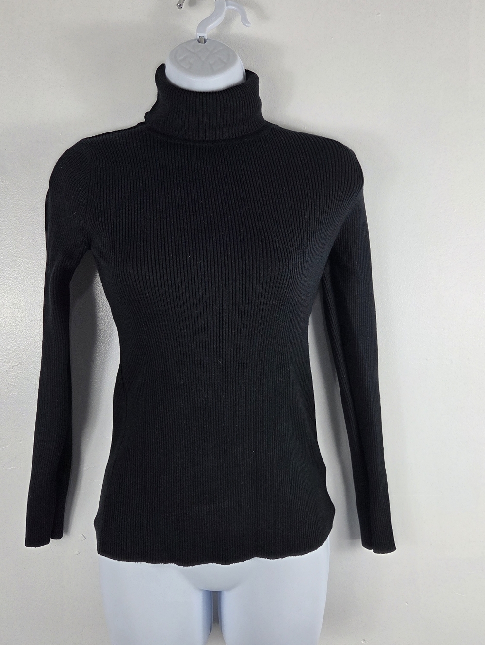Cielo Black Ribbed Turtleneck Sweater